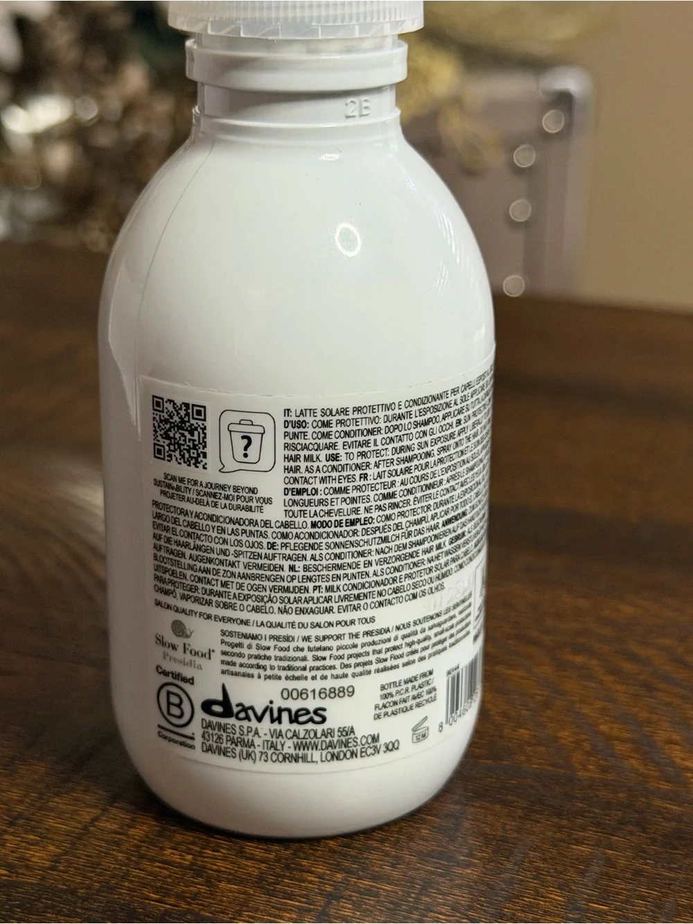Davines SU Hair Milk - 4.5 Fl oz/ 135ml-new not used